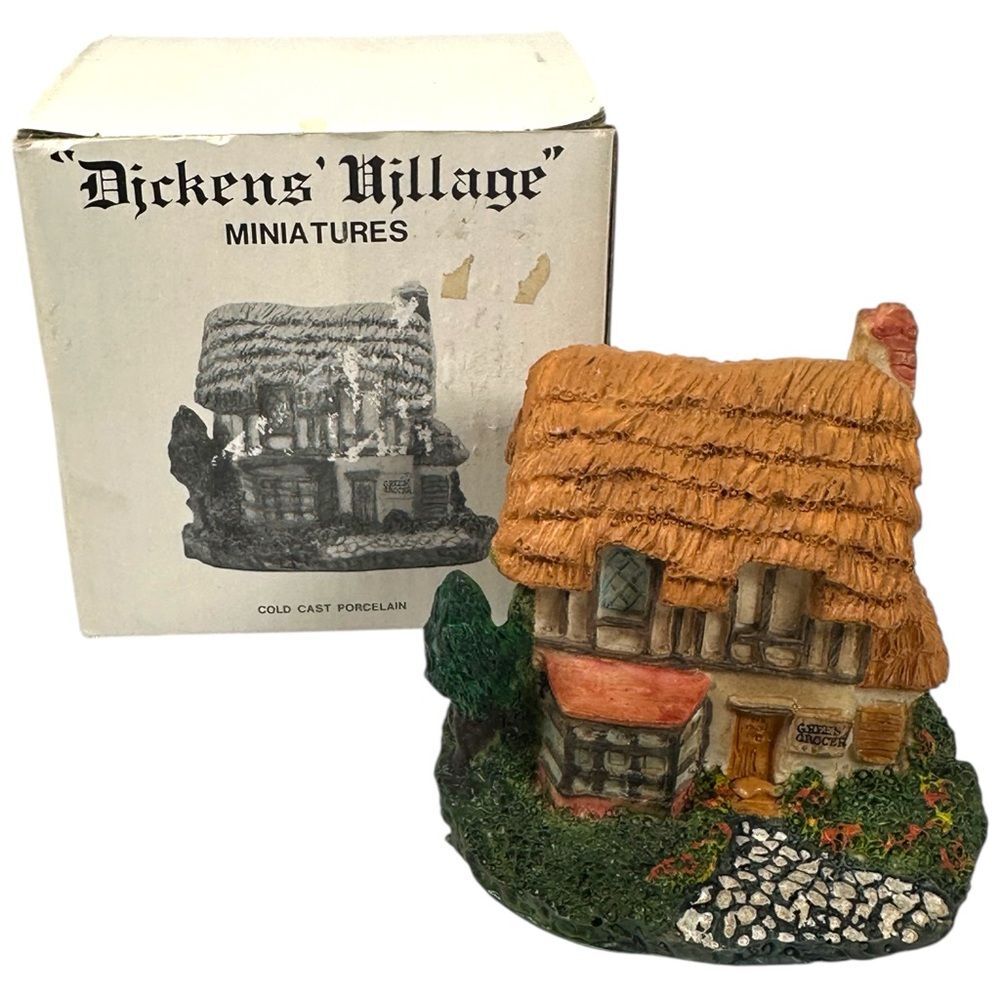 Department 56 Dickens Village Cold Cast Porcelain Green Grocer House Vintage